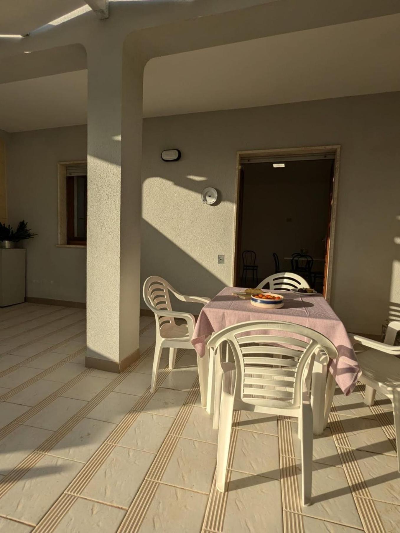 Albatro Mare Apartment Марина ди Манкаверза Екстериор снимка