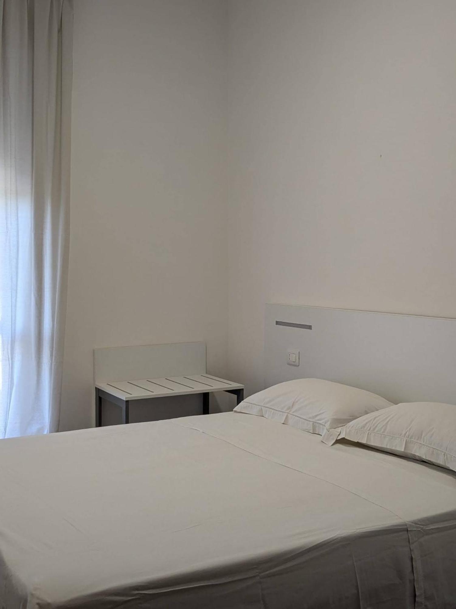 Albatro Mare Apartment Марина ди Манкаверза Екстериор снимка